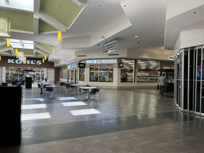 Macomb Mall - July 22 2022 (newer photo)